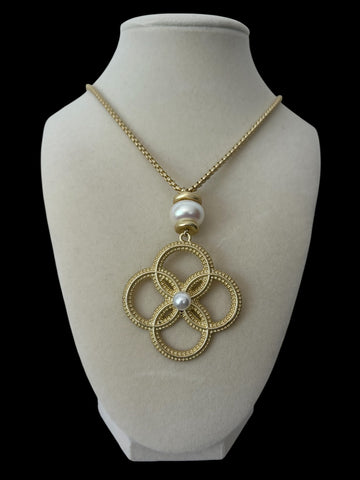 Aura necklace