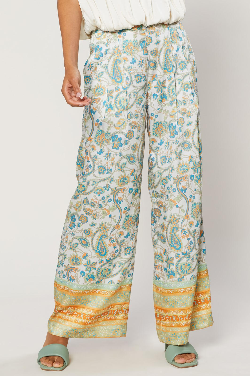 Border Print Wide Leg Pant