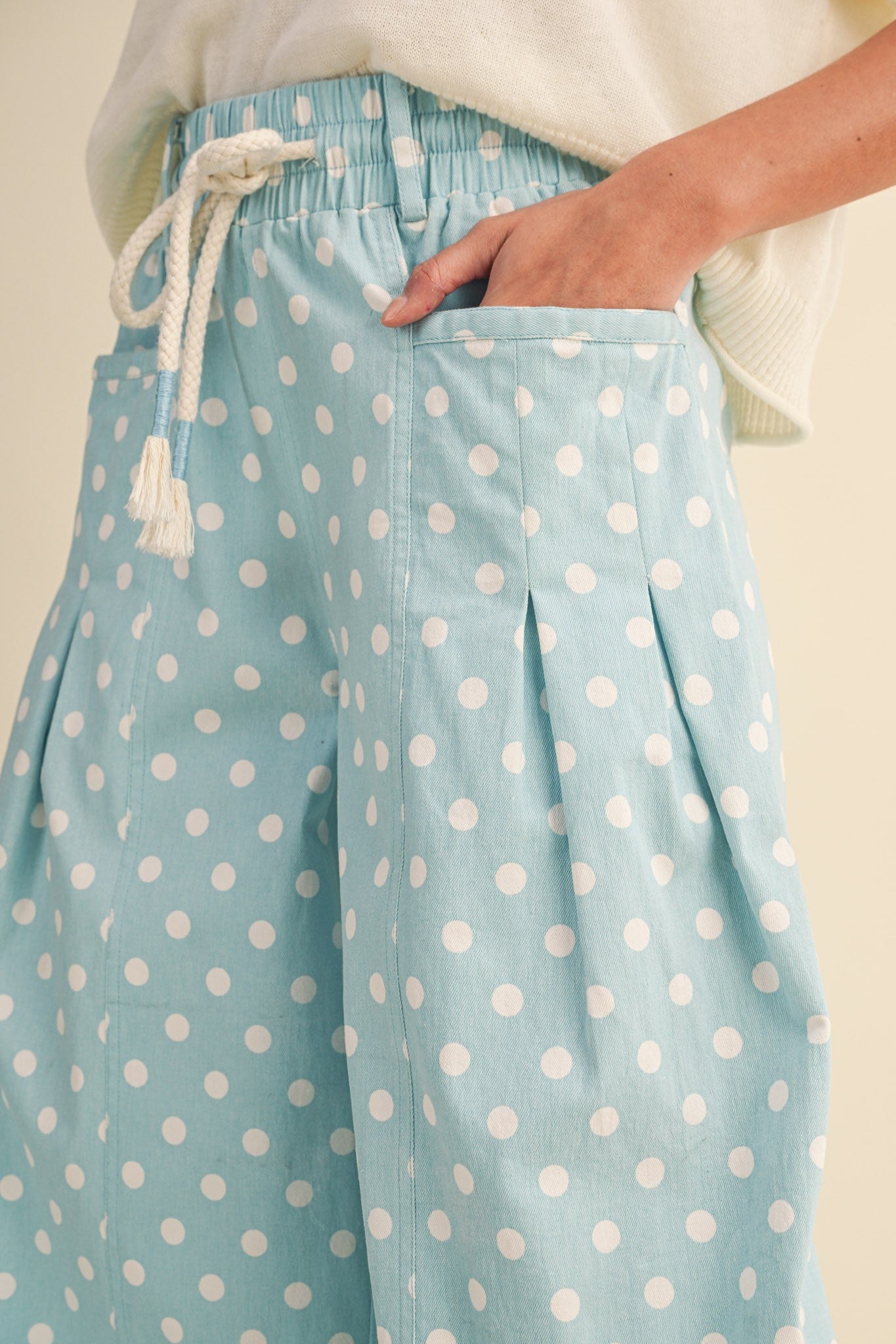 Mindy Polka Dot Barrel